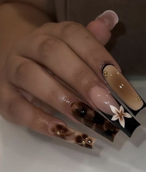 Short Baddie Fall Nails, Cute Nails Acrylic Fall Theme, Square November Nails, Fall Nails Inspo Square, Square Winter Acrylic Nails, Fall Nail Inspo 2024 Square, Brown Long Nails Design, Winter Nails Squoval, Extra Fall Nails