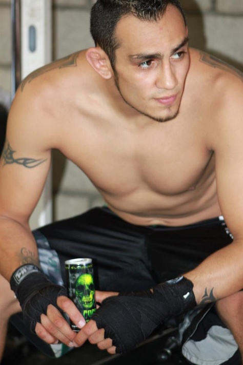 El Cucuy drinking El Cucuy Energy! Tony Ferguson Tattoo, El Cucuy, Brother Aesthetic, Man Arm, Tony Ferguson, Muscular Man, Ufc Fighters, Combat Sports, Arm Tattoos