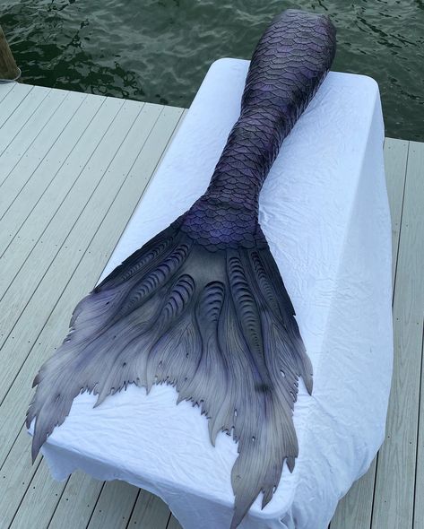 Black Merman Tail, Black Siren Tail, Dark Purple Mermaid Tail, Black Mermaid Tail Art, Mermaid Tail Claims, Dark Mermaid Aesthetic Outfit, Purple Mermaid Tail Aesthetic, Mermaid Tails Aesthetic, Dark Blue Mermaid Tail