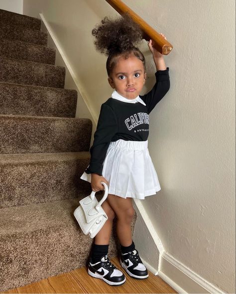 Toddler Swag, Kids Outfits Daughters, Fly Fits, Cute Mixed Babies, Baby Dress Design, Girls Fall Outfits, Girl Swag, Teenage Fashion Outfits