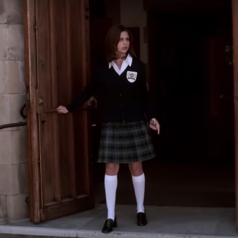 Cruel Intentions Costume, Kathryn Merteuil Outfit, Cruel Intentions Kathryn Outfits, Kathryn Merteuil Aesthetic, Cruel Intentions Outfits, Cruel Intentions Aesthetic, Cruel Intentions Kathryn, Kathryn Merteuil, Uk Uniform