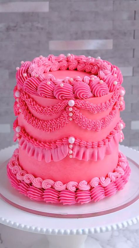 Cake decorating ideas | cake, cake decorating | Cake decorating ideas 🤩😍🤩 | By Sweet Pie - Facebook The New Barbie Movie, Hot Pink Cakes, Victorian Cakes, Bolo Vintage, Cake Designs For Girl, Barbie Birthday Cake, Buttercream Cake Designs, Movie Cakes, Vintage Birthday Cakes