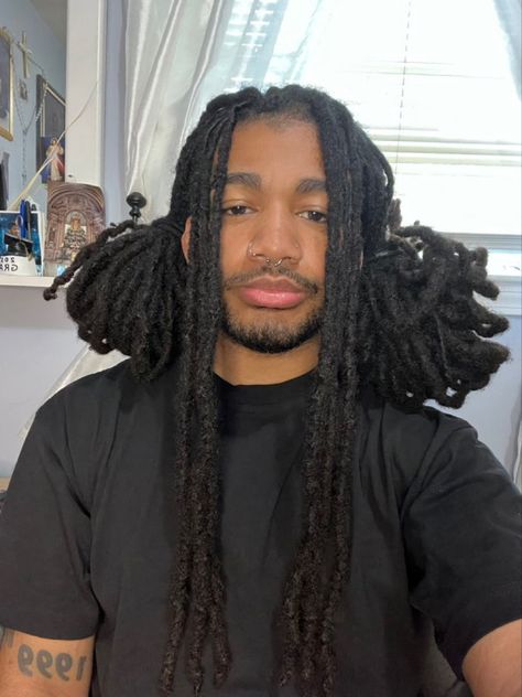 Mens Dreads, Long Dreads, Dreads Styles, Black Men Hairstyles, Dread Hairstyles, Dreadlock Hairstyles, Locs Hairstyles, Hair Reference, Pretty Face