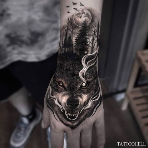 Wolf Hand Tattoo, Fenrir Tattoo, Herren Hand Tattoos, Wolf Tattoos Men, Wolf Tattoo Sleeve, Hand Tats, Norse Tattoo, Nordic Tattoo, Wolf Tattoo Design