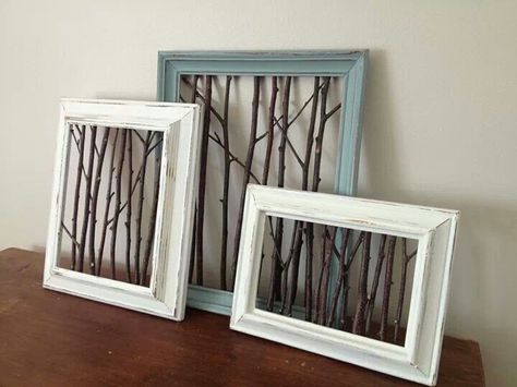 Diy > with birch branches? Put a back on it - painted green for contrast? Takken Decor, Upcycled Decor, Twig Crafts, Koti Diy, Twig Art, Picture Frame Crafts, Diy Wand, Dekor Diy, Picture Frame Designs