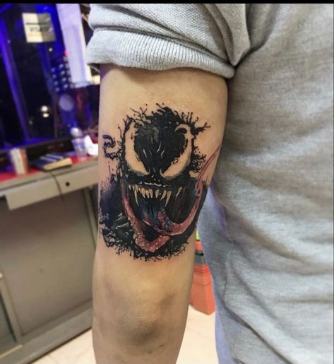 Realistic Tattoo Ideas, Marvel Canvas Art, Venom Tattoo, Marvel Canvas, No Regrets Tattoo, Hyper Realistic Tattoo, Marvel Tattoos, Realistic Tattoo, Leg Sleeves