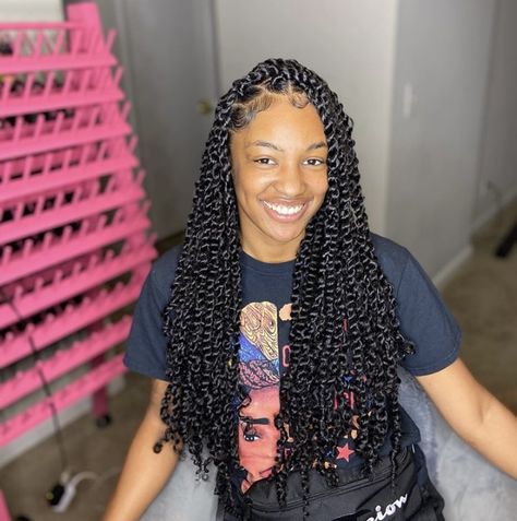 Cute Simple Hairstyles For Black Women Braids, Goddess Braids Big Forehead, Medium Length Spring Twist, Medium Twist Braids Hairstyles, Small Sengelese Twist Styles Black Women, Big Passion Twists, Passion Twists Hairstyle Peekaboo, Braided Front Passion Twists, Small Passion Twists Long With Color