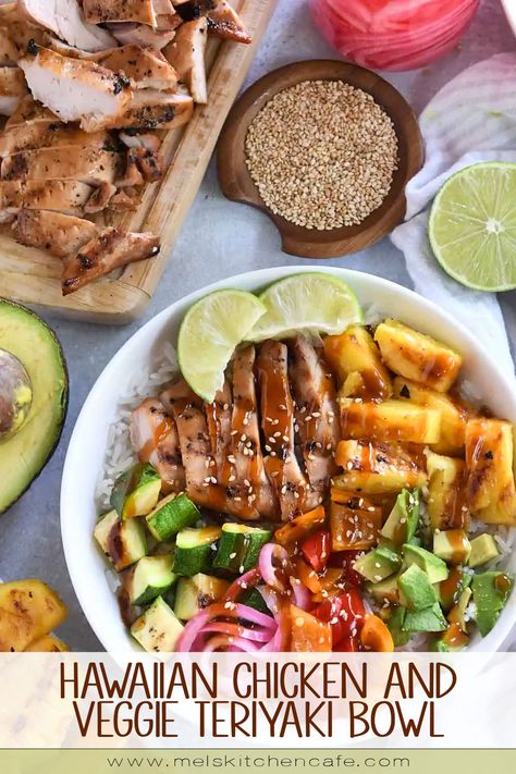 These Hawaiian chicken and veggie teriyaki bowls are loaded with so many delicious ingredients and fresh flavors. Easily customizable to your liking! Grilled Hawaiian Chicken Teriyaki Bowls, Buddah Bowl With Chicken, Hawaiian Teriyaki Chicken Bowl, Hawaiian Meal Prep, Hawaiian Chicken Poke Bowl, Hawaiian Bowls Chicken, Hawaiian Chicken Bowl Recipe, Hawaiian Bowl Recipes, Healthy Food Truck Ideas