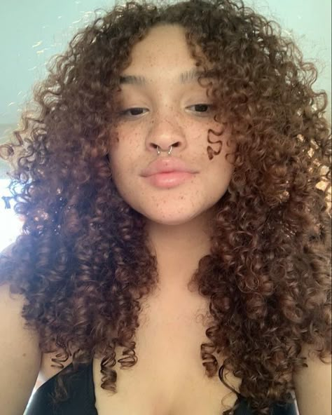 3c Layered Curly Hair, Curly Hair Cuts 3b 3c, 3c Bangs, 3c Haircuts, Curly Hair Cuts 3c, Chocolate Curly Hair, 3c Haircut, Golden Brown Curly Hair, Short 3b Curly Hair