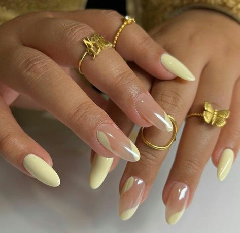 Summer Yellow Nails, Yellow Nails Design, Pastel Nails Designs, Simple Gel Nails, Summery Nails, Summer Yellow, Sunny Afternoon, Glam Nails, Nails 2024