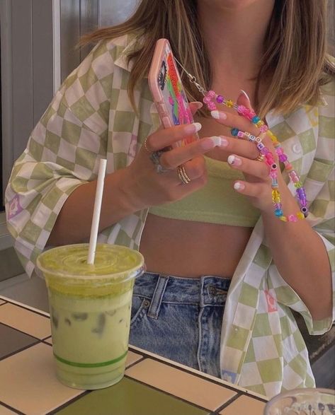 Colorful Girl Aesthetic, Stuff And Thangs, Bright Colored, Summer 24, Post Ideas, Instagram Ideas, Beautiful Mind, Summer Pictures, Beach Babe