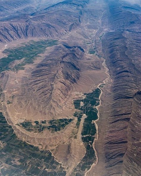 Zagros Mountains Zagros Mountains Iran, Gorgan Iran, Lost Civilizations, Biblical Archaeology, Zagros Mountains, Cradle Of Civilization, Ancient Mesopotamia, Bible History, Geology Rocks