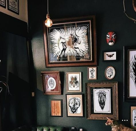 Tattoo Parlor Decor, Shop Tattoo, Tattoo Parlor, Studio Living, Home Tattoo, Tattoo Parlors, Studio Background, Gothic Home Decor, Best Home Decor Ideas