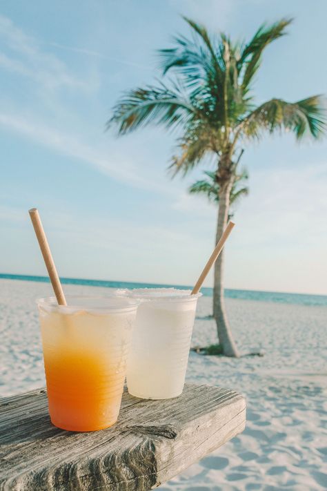 St. Pete, Florida is one of the best places to do a girl's trip. In this article, discover the best things to do during a girl's weekend in St. Petersburg, FL from the beach to the downtown area including the best places to eat in St. Petersburg and the best things to do in St. Petersburg Florida. | st petersburg florida girls trip | st pete beach girls trip | st pete girls trip | st pete girls weekend | best things to do in st pete beach fl | best things to do in st petersburg florida Saint Petersburg Florida Bachelorette, St Pete Beach Florida Things To Do, At Petersburg Florida, Florida Girls Trip, Mindful Travel, St Pete Beach Florida, St Pete Florida, Florida Aesthetic, Florida Pictures