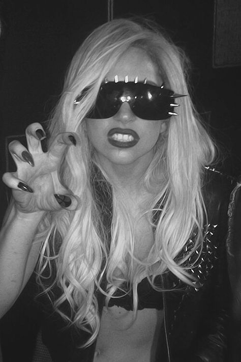 Paws up Lady Gaga Aesthetic Outfits, Lady Gaga The Fame Monster Era, Lady Gaga Black And White, Lady Gaga Early 2000s, Mother Monster, Gaga Aesthetic, Lady Gaga Telephone, Lady Gaga Iconic Looks, Lady Gaga Aesthetic