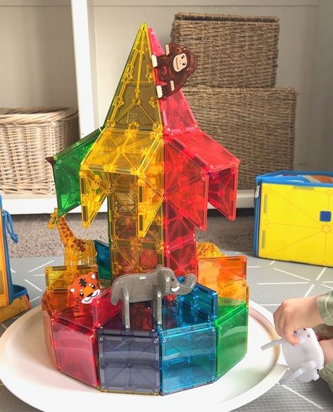 Magna-Tiles® | Magnetic Tiles on Instagram: “🎠Magna-Tiles® Carousel🎠⁠ ⁠ When your little one is finished building this fun DIY Carousel, invite the #magnamals to take a spin!😄⁠ ⁠ 🌟Tip:…” Connetix Tiles Storage, Cool Magnatile Builds, Magna Tile Activities, Magnetic Tile Storage Ideas, Magnet Tile Ideas, Magnet Blocks Ideas, Magnatile Storage, Magnet Tiles Ideas, Magna Tiles Ideas For Kids