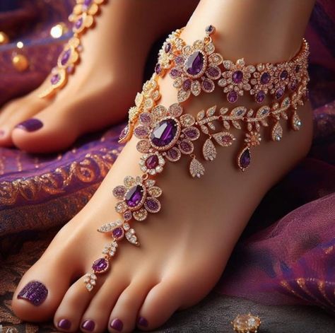 Feet Jewellery, Indian Anklets, Bridal Foot Jewelry, Silver Anklets Designs, Silver Payal, Bridal Anklet, Bridal Jewelry Sets Brides, Wedding Jewelry Sets Bridal Jewellery, Indian Wedding Jewelry Sets