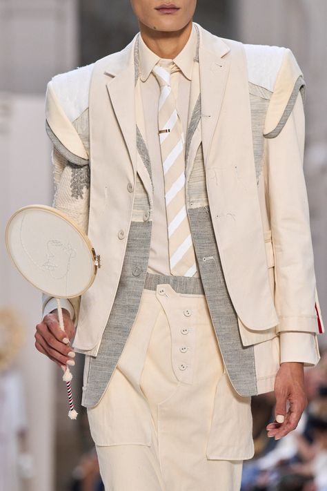 Thom Browne Fall 2024 Couture https://www.vogue.com/fashion-shows/fall-2024-couture/thom-browne/slideshow/collection#11 Thome Brown, Business Stories, Fall 2024, Couture Collection, Thom Browne, Fashion Show, Fashion Inspo, Vogue, Models