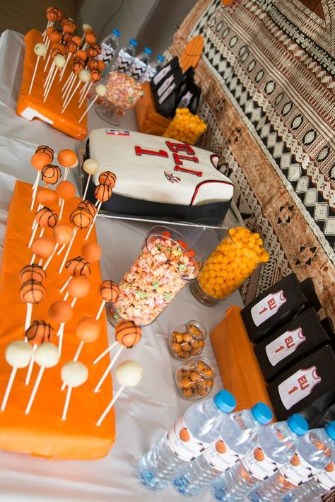 Basketball Party Treat Table, Space Jam Dessert Table, Basketball Theme Dessert Table, Basketball Party Snack Ideas, Basketball Dessert Table, Basketball Theme Baby Shower, Basketball Party Food, Space Jam Theme, March Madness Parties