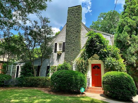 South Facing House, Feng Shui Colours, Urban Heat Island, Independent House, Buying A New Home, Housing Market, Home Maintenance, House Prices, Curb Appeal