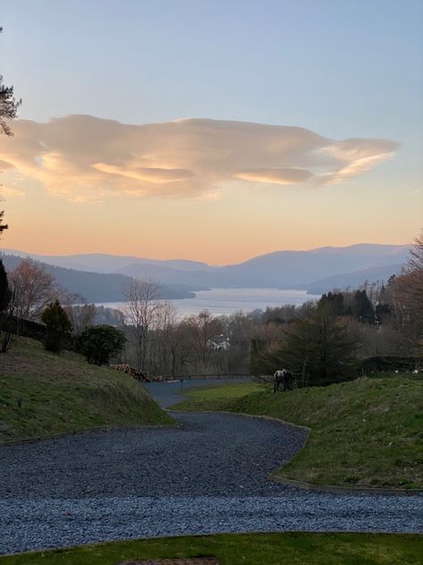 #lake #windermere #lakedistrict Omaze Million Pound House Lake District, Lake District Aesthetic, Windermere Peaks, Windermere Lake District, Lake District England, Lake Windermere, Summer 25, Broken Pieces, Summer Holidays