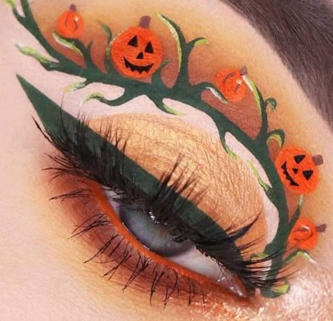 Holloween Makeup, Cute Halloween Makeup, Halloween Makeup Diy, Holiday Makeup Looks, Cool Halloween Makeup, Halloween Eye Makeup, Halloween Makeup Inspiration, Beautiful Eye Makeup, Halloween Makeup Easy