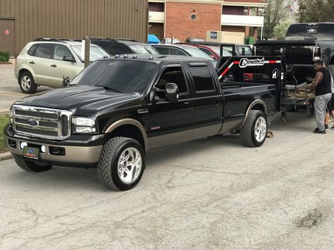 Ford Crew Cab, Studebaker Trucks, Ford Diesel, Ford Trucks F150, Super Duty Trucks, Dream Trucks, Big Wheels, Diesel Industry, Powerstroke Diesel