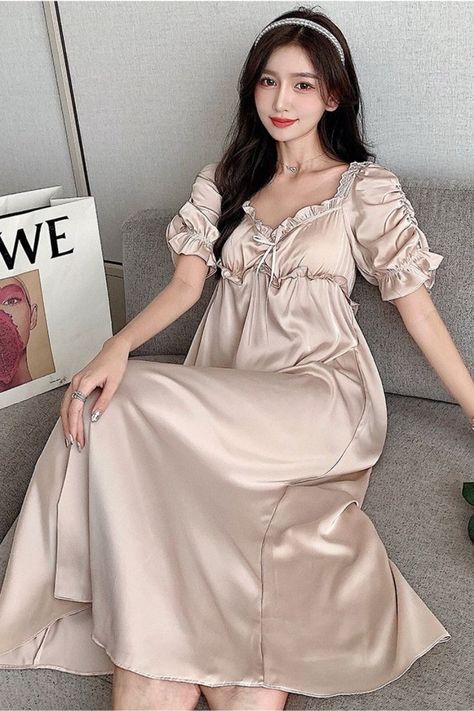 Female Nightgown Elegant Palace Style Princess Long Nightgown Sleepwear Summer Short Sleeve Sleepshirt Satin Silk Home Dress Long Nightdress, Sleeping Dress, Long Nightgown, Satin Sleepwear, Mode Abaya, Bodycon Floral Dress, Home Dress, Burgundy Dress, Satin Silk