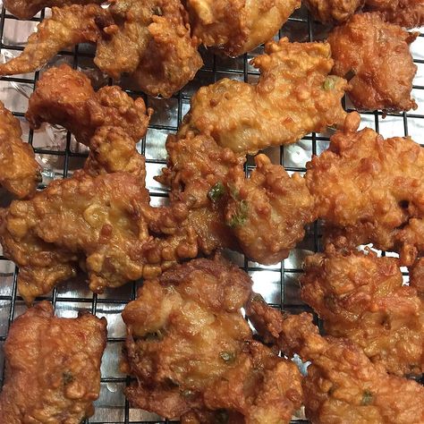 Mochiko Chicken Recipe, Mochiko Chicken, Bourbon Chicken, Hawaii Food, Protein Nutrition, Perfect Chicken, Hawaiian Food, Boneless Chicken Thighs, Boneless Chicken