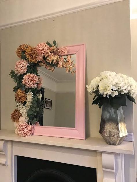 Rectangle Flower Mirror, Mirror Frame Flowers, Mirror With Flowers Around It, Flowers On Mirror, Flower Mirror Frame, Mirror Diy Projects, Large Rectangle Mirror, Mirror With Flowers, Room Wall Colors