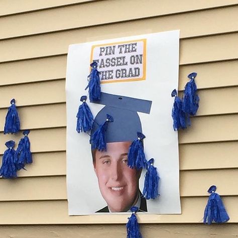 Graduation party game Pin the tassel on the grad    Credit to @beeswave #graduationgames #graduationparty Graduation Party Activities, Creative Graduation Party Ideas, Grad Party Theme, High School Graduation Party Decorations, College Grad Party, Graduation Games, Backyard Graduation Party, Graduation Party Games, Outdoor Graduation Parties