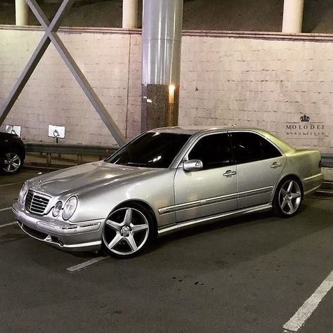 Mercedes-Benz W210 is the second generation of executive cars of the E-class of the German brand Mercedes-Benz. It replaced the Mercedes-Benz W124 and was produced from 1995 to 2002. The car was produced in the sedan (W210) and station wagon (S210). For the first time, Mercedes-Benz designers used dual oval headlights in production cars, defining the look of a number of models of the company. Mercedes First Car, Mersedes W210, Mercedes Benz E Class Sedan, E320 Mercedes, Mercedes E 320, W210 Mercedes, Mercedes 320, Mercedes E55, Mercedes E200