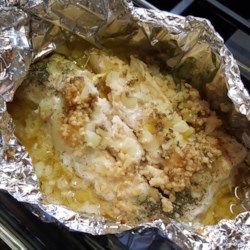 Steamed Haddock with Garlic Grilled Haddock, Grilled Foil Packets, Haddock Recipes, Foil Packets, Garlic Recipes, Bariatric Recipes, Carb Meals, Tasty Bites, Simple Recipe