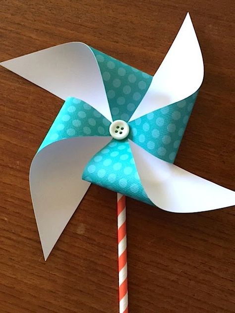 paper pinwheels How To Make Pinwheels Decorations, Pinwheel Patterns, Children's Day Craft, Church Table, Pinwheel Craft, Paper Windmill, Paper Pinwheels, Monkey Party, Origami Tutorial Easy