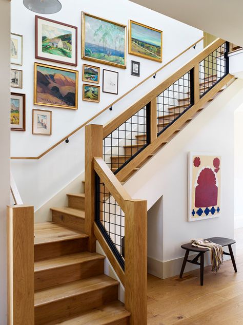 Modern Farmhouse in Silicon Valley - Town & Country Living Staircase Pictures, Transitional Staircase, Indian Houses, Modern Country Living, Interior Stair Railing, Modern Farmhouse Living Room Decor, Eclectic Farmhouse, Exterior Stairs, Home Stairs Design