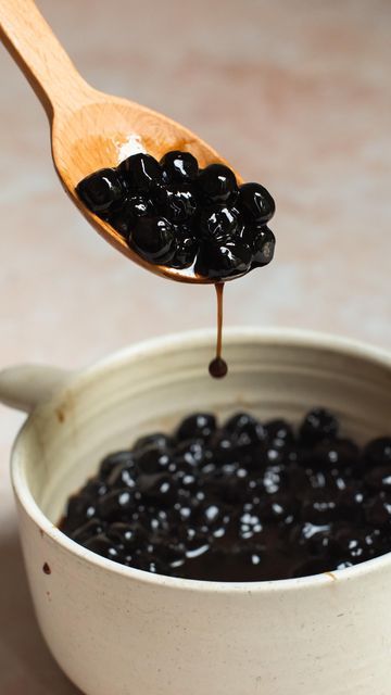 sonia wong on Instagram: "pov: when bubble tea obsession has gotten out of hand 💸💸 here’s how to make brown sugar tapioca pearls at home🧋 the dough itself is SUPER quick to make. I highly encourage putting on a Netflix show or podcast for the rolling part which took 40 mins for the 3 of us p.s. I made OOBLECK once when the starch was not incorporated properly in the dough (don’t worry this won’t happen if you follow the recipe). A fail on a recipe level but SO fascinating. I posted it on tikt Tapioca Pearl, Cooking Fails, Make Brown, Make Brown Sugar, Food Network Canada, Tapioca Pearls, Real Kitchen, Netflix Show, Life Kitchen