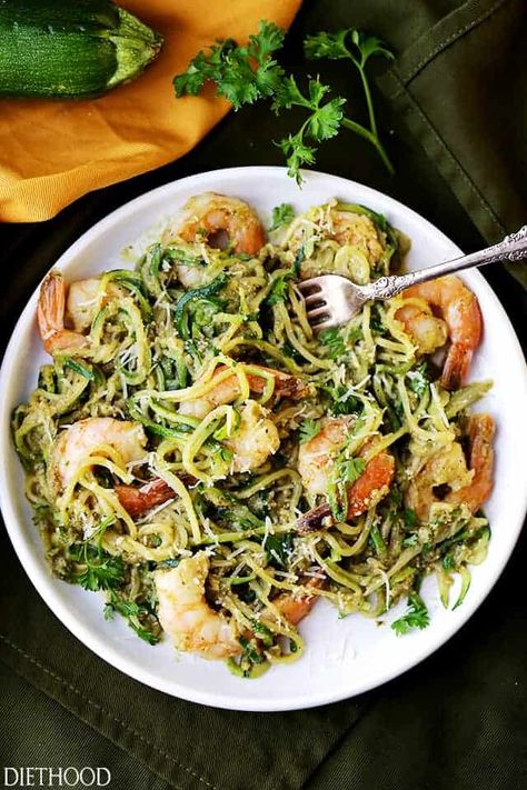 Pesto Zucchini Noodles and Shrimp is a quick and easy dinner recipe with tender zucchini noodles and sauteed shrimp tossed in a basil pesto sauce! #zucchininoodles #zucchinirecipe #healthynoodlerecipe #zoodles #pestoshrimp #pestonoodles #healthyrecipe Zucchini Noodles And Shrimp, How To Make Zoodles, Healthy Noodle Recipes, Zucchini Pesto Pasta, Pesto Zucchini, Zucchini Noodles With Pesto, Pesto Zucchini Noodles, Zucchini Soup Recipes, Basil Pesto Sauce