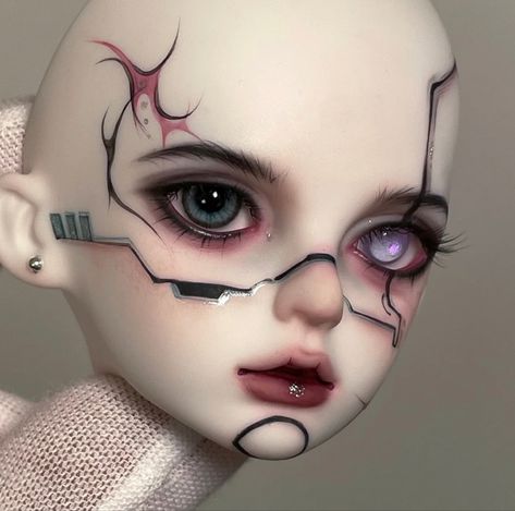 Bjd Hairstyles, Bjd Doll Makeup, Cyberpunk Doll, Bjd Dolls Makeup, Bjd Makeup, Weird Dolls, Bjd Faceup, Doll Mask, Blonde Ombre Hair