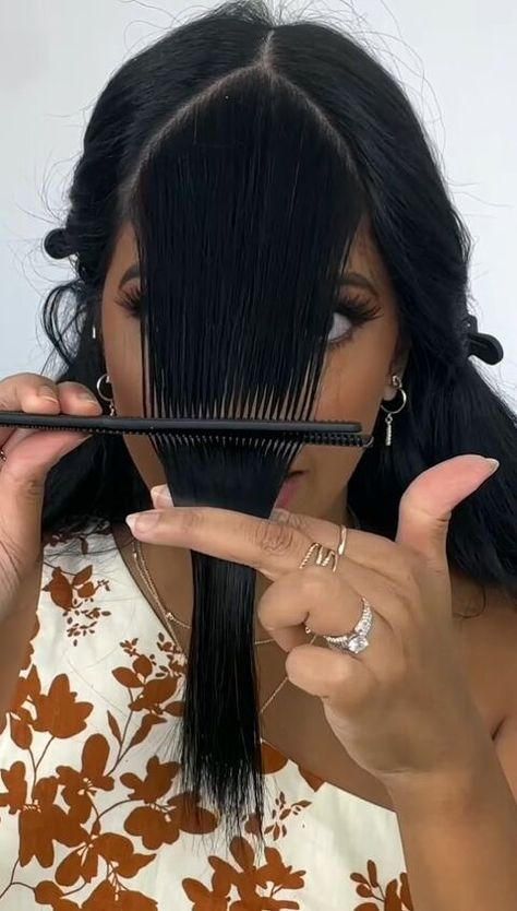 This is a guide on how to cut long curtain bangs. Learn a simple curtain bang hack in this quick tutorial. How To Cut Curtain Bangs, Hair Face Framing, Long Curtain Bangs, Bangs Face Framing, Simple Curtain, Bangs Ponytail, Bangs Tutorial, Face Framing Curtain Bangs, How To Cut Your Own Hair