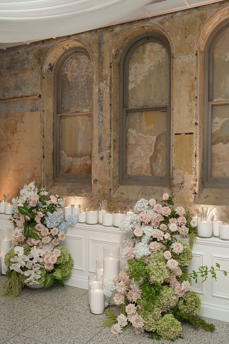 2026 Wedding Trends, Aisle Entrance Flowers, Italian Florals, Wedding Alter Decor, Outdoor Tent Wedding, Renewal Wedding, Dream Wedding Decorations, Arch Flowers, Bridal Musings