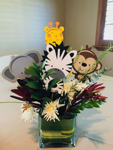 Jungle Centerpieces, Safari Centerpieces, Zoo Baby Shower, Safari Baby Shower Boy, Jungle Safari Baby Shower, Baby Shower Safari Theme, Animal Baby Shower Theme, Jungle Theme Birthday, Jungle Baby Shower Theme