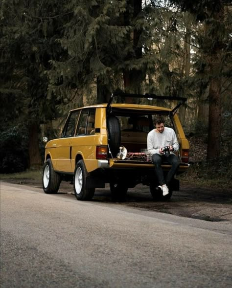 Old Range Rover, Range Rover V8, Perfect Gentleman, Sick Cars, Range Rover Supercharged, Range Rovers, Range Rover Classic, Modern Men, Overland Vehicles