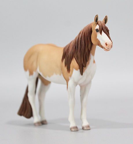 2021 Artisans' Gallery Sale | equineartbynikkib Schleich Horse Custom, Custom Schleich Horses, Diy Horse Toys, Horse Figures, Unusual Horse, Diy Horse Barn, Schleich Horses, Horse Model, Bryer Horses