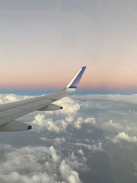 Planes Aesthetic, Right Move Liz Tomforde, Indy Ivers, Female Book Characters, Liz Tomforde, Plane View, Photography Clouds, The Right Move, Clouds Landscape