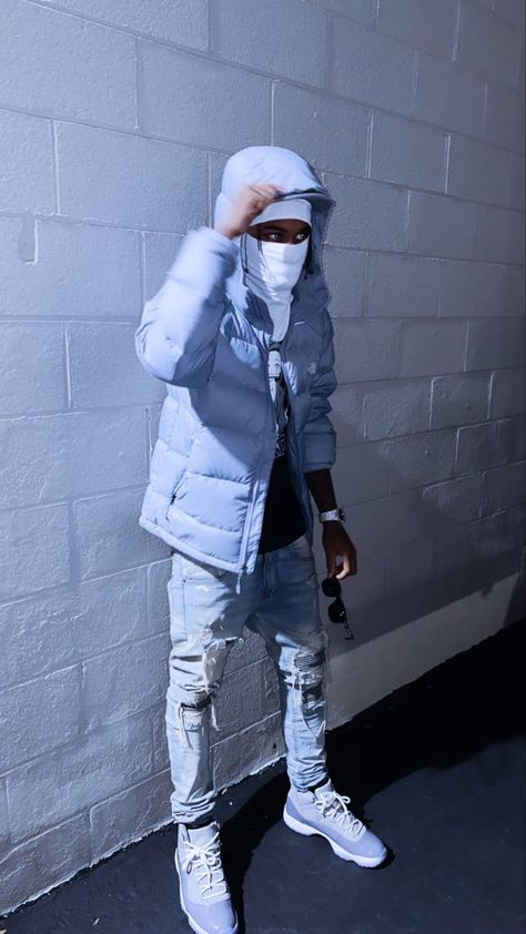 Outfits Drip Hombre, Jordan 3 Outfit Men, Air Jordan Outfits Men, Gang Drip, Drip Fits, Black Men Fashion Urban, Drippy Outfit, Denim Pants Fashion, Rapper Outfits