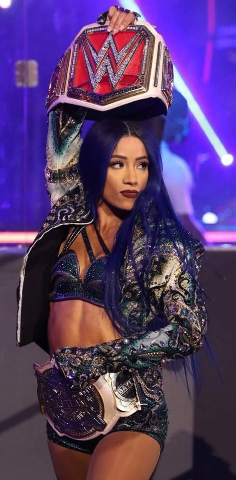 Sasha Banks Wallpaper, Sasha Banks Gif, Wwe Aesthetic, Sasha Banks Instagram, Mercedes Mone, Mercedes Varnado, Wwe Sasha Banks, Red And Black Wallpaper, Eddie Guerrero