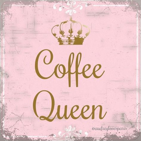 Coffee queen ☕️ Kaffe Humor, Coffee Board, Coffee Queen, Happy Coffee, Coffee Talk, Coffee Obsession, Coffee Pictures, Coffee Is Life, Coffee Signs