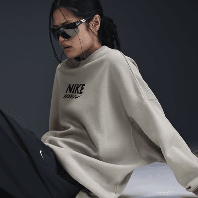 Nike Sportswear Women's Oversized Fleece Crew-Neck Sweatshirt Nike Oversized Sweatshirt, Clothing Nike, Nike Sportswear Women, Sweatshirt Outfit, Oversized Sweatshirt, Nike Sportswear, Nike Women, Crew Neck Sweatshirt, Women's Clothing