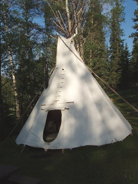 tp Tp Tent, Canvas Teepee, Play Teepee, Plains Indians, Indian Patterns, Open Fires, Beautiful Buildings, Bushcraft, Outdoor Gear