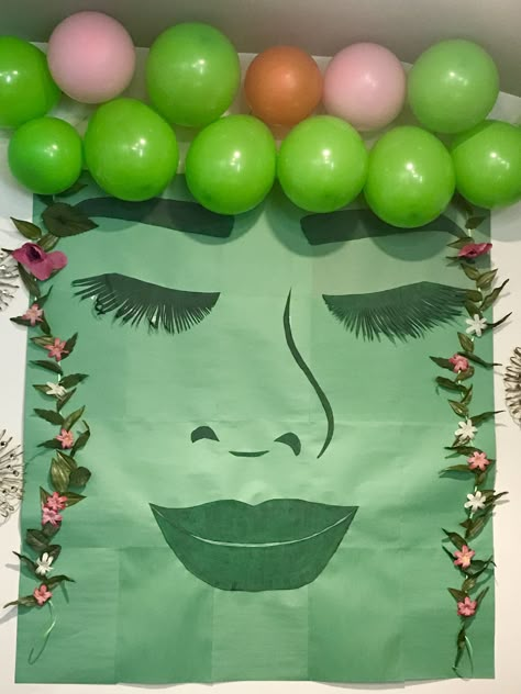 Te Fiti from Moana movie. Wall decoration for Moana birthday party theme for my daughter. Te Fiti And Te Ka, Moana Heart Of Te Fiti, Moana Food, Moana Party Games, Moana Birthday Party Theme, Moana Themed Party, Moana Theme, Hawaiian Birthday, Moana Birthday Party